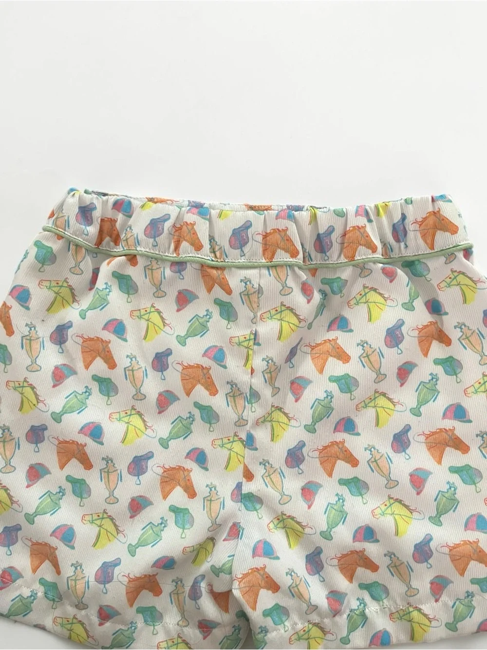 Unisex 3T White Shorts with Horse Race Print NWOT Boutique Brand